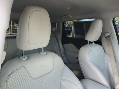 2019 Jeep Cherokee Limited FWD