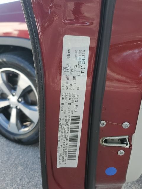 2019 Jeep Cherokee Limited FWD