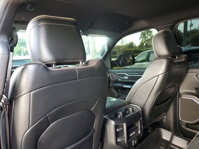 2020 RAM 1500 Laramie Crew Cab 4x2 5'7" Box