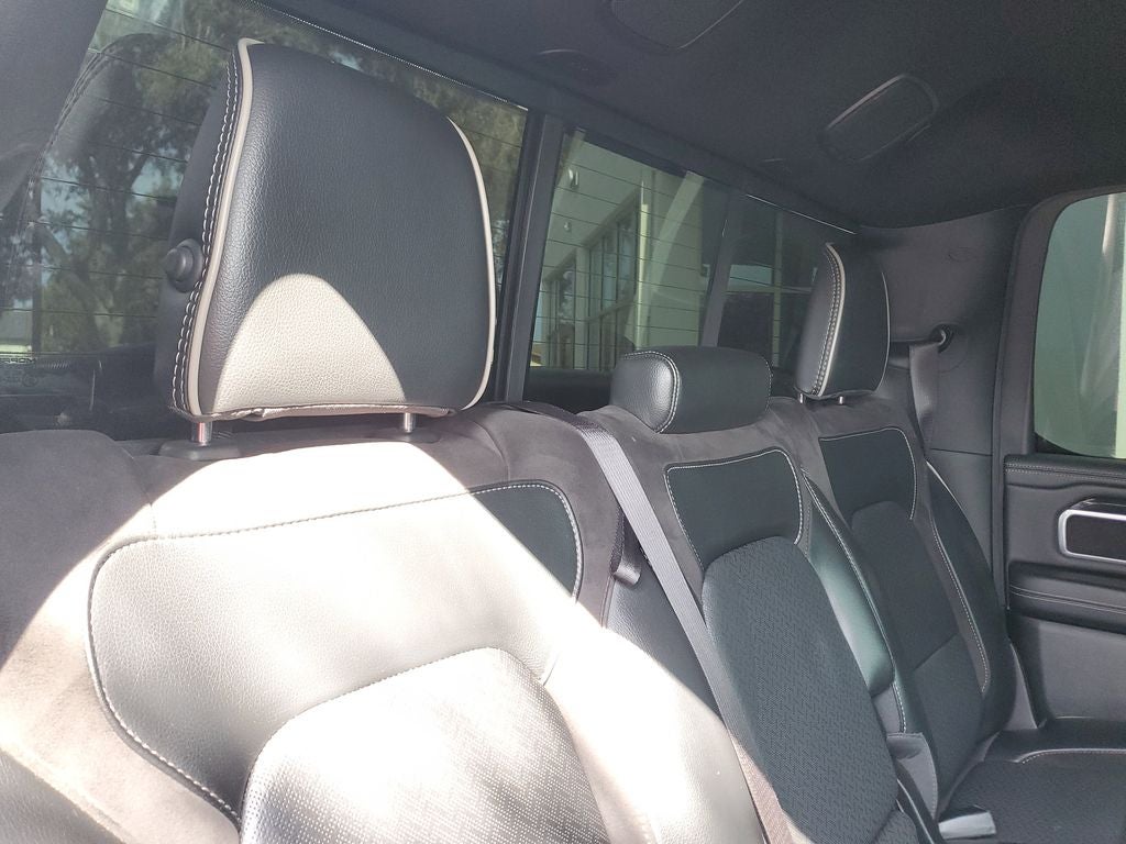 2020 RAM 1500 Laramie Crew Cab 4x2 5'7" Box