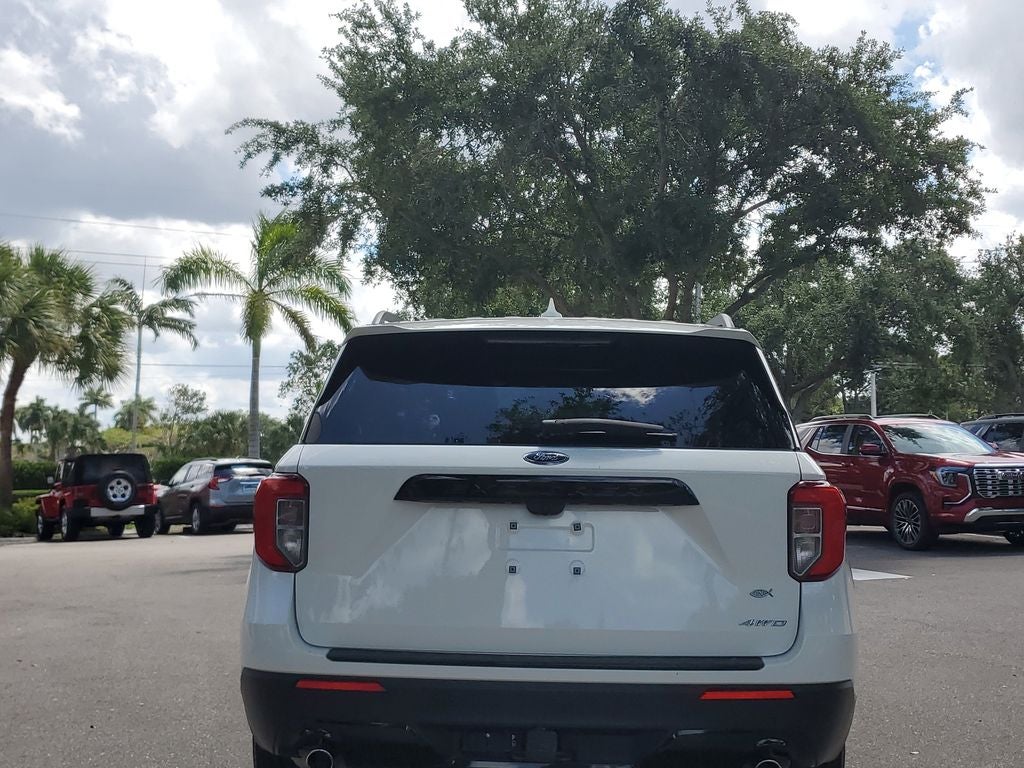 2022 Ford Explorer ST-Line