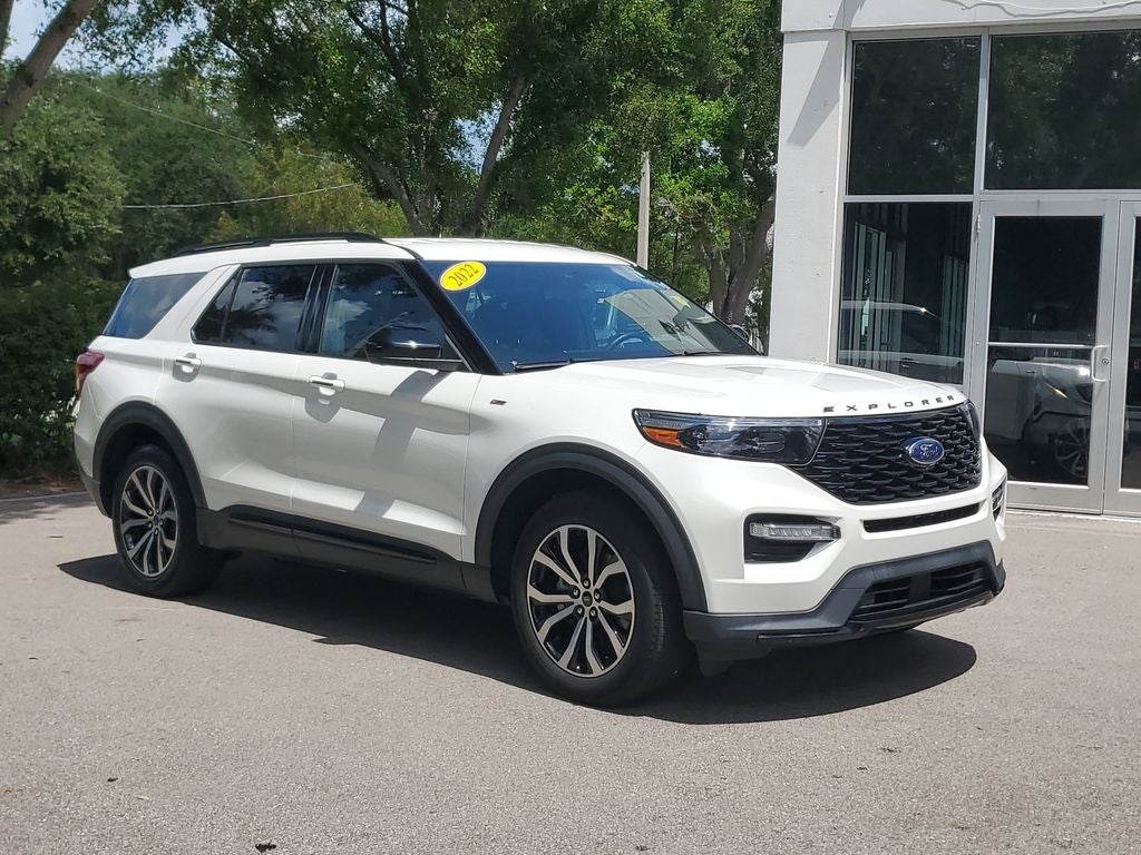 2022 Ford Explorer ST-Line
