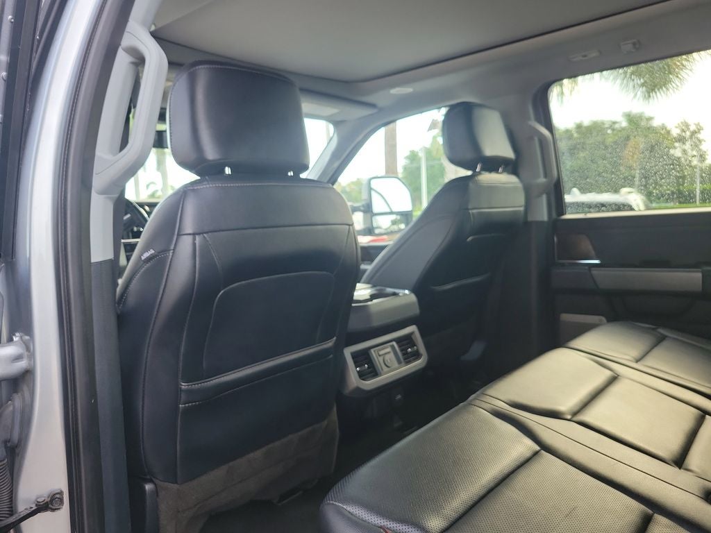 2023 Ford F-350 LARIAT