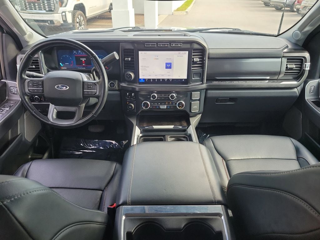 2023 Ford F-350 LARIAT