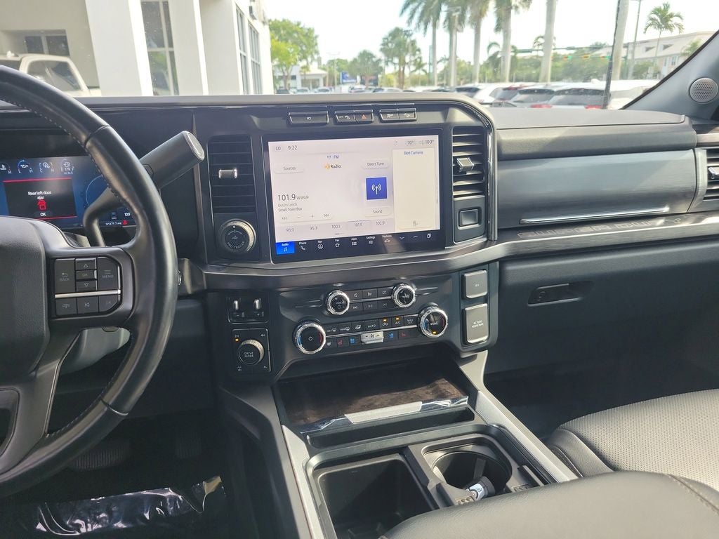 2023 Ford F-350 LARIAT