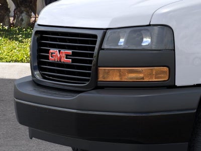 2026 GMC Savana Cutaway 3500 1WT