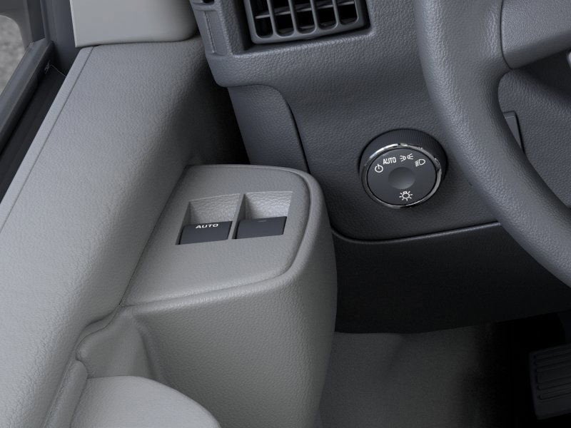 2026 GMC Savana Cutaway 3500 1WT