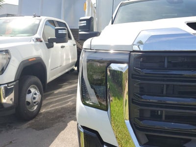 2025 GMC Sierra 3500 HD Chassis Cab Pro
