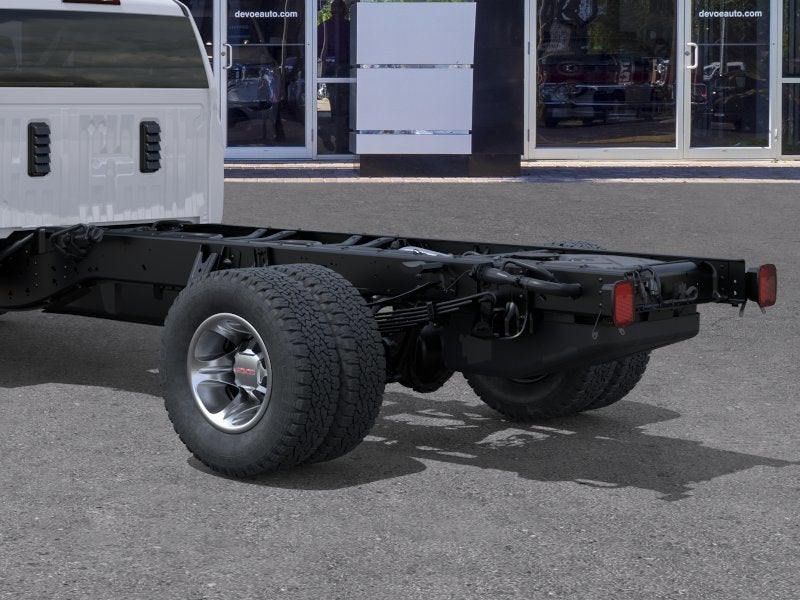 2026 GMC Sierra 3500 HD Chassis Cab Pro