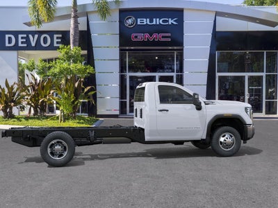 2026 GMC Sierra 3500 HD Chassis Cab Pro
