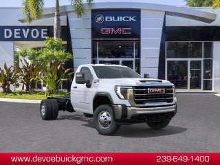 2026 GMC Sierra 3500 HD Chassis Cab Pro