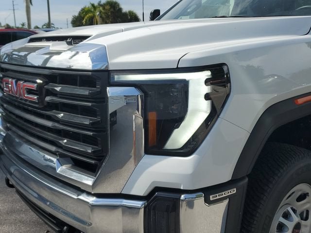 2025 GMC Sierra 3500 HD Pro