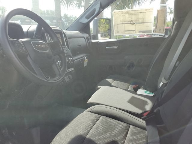 2025 GMC Sierra 3500 HD Pro