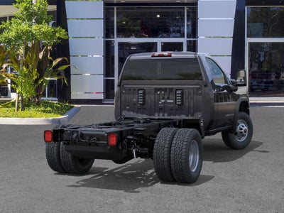 2025 GMC Sierra 3500 HD Chassis Cab Pro