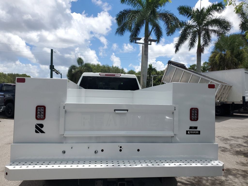 2025 GMC Sierra 3500 HD Chassis Cab Pro