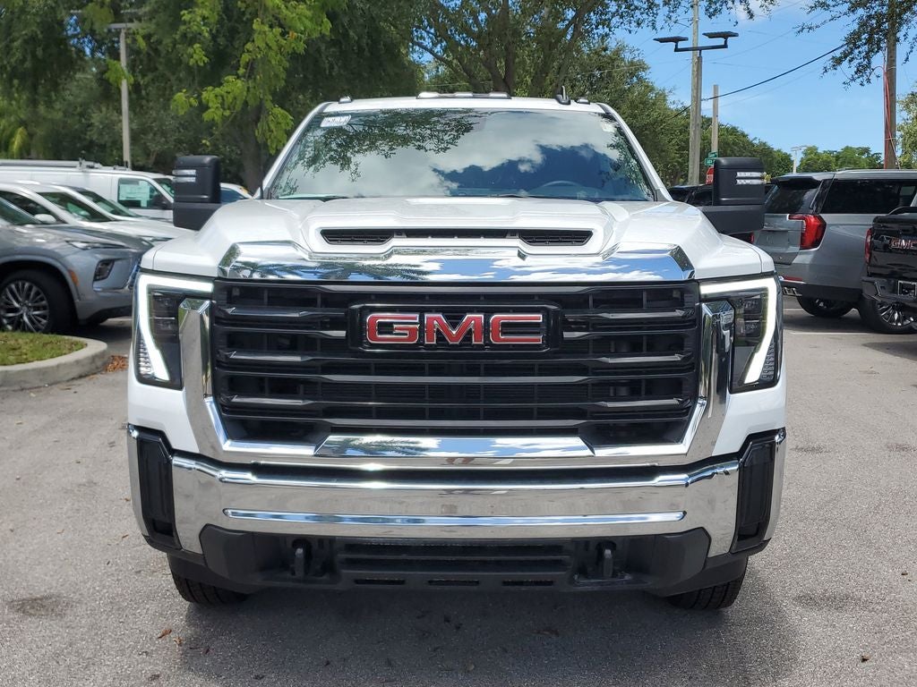 2025 GMC Sierra 3500 HD Chassis Cab Pro