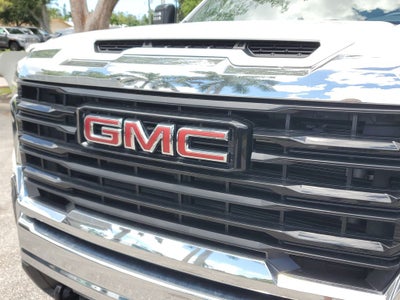 2025 GMC Sierra 3500 HD Chassis Cab Pro
