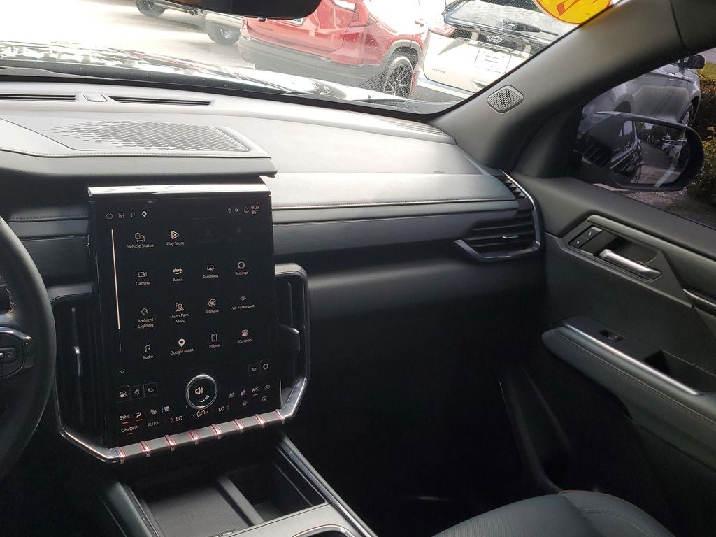 2024 GMC Acadia AT4