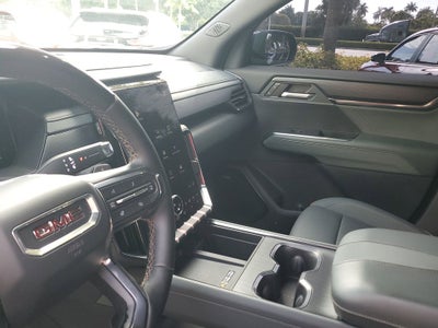 2024 GMC Acadia AT4