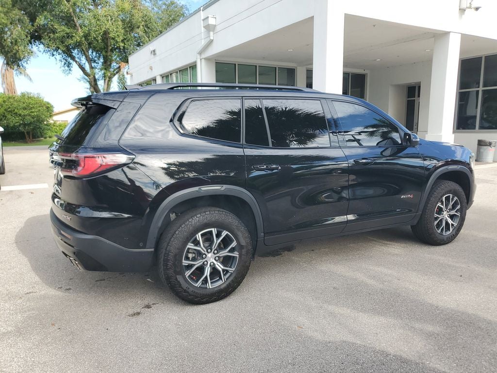 2024 GMC Acadia AT4