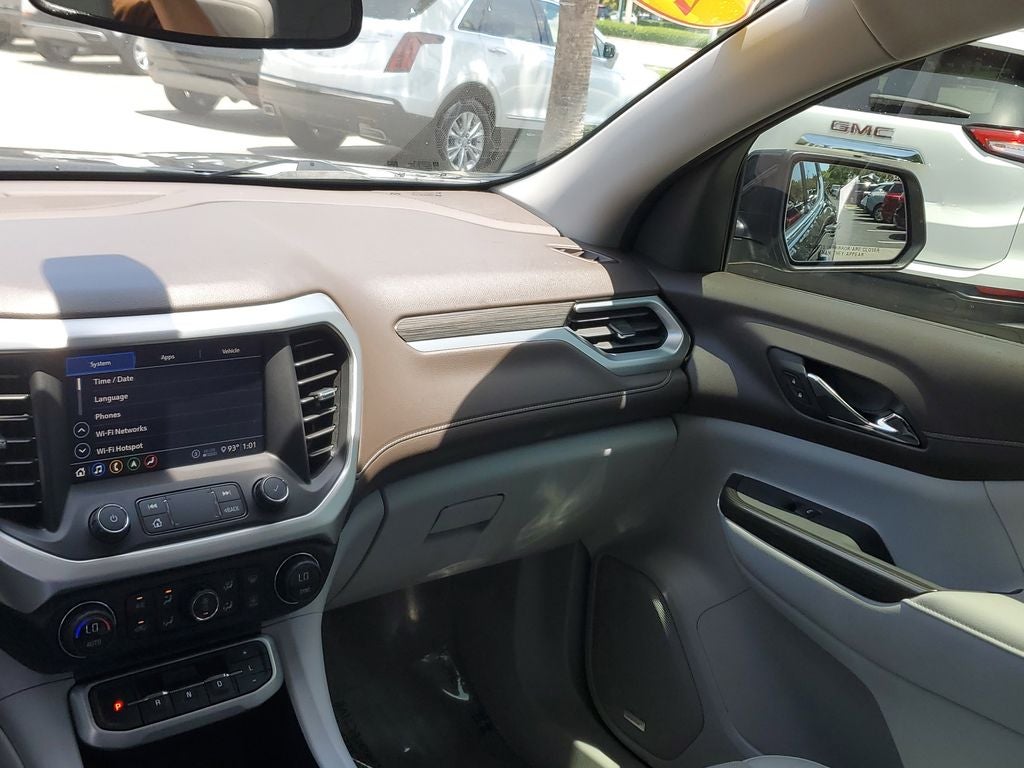 2020 GMC Acadia SLT