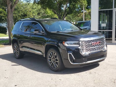 2023 GMC Acadia Denali