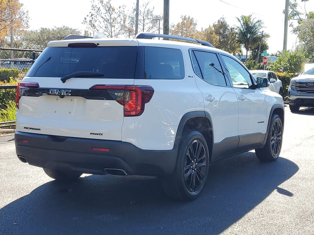 2023 GMC Acadia SLT