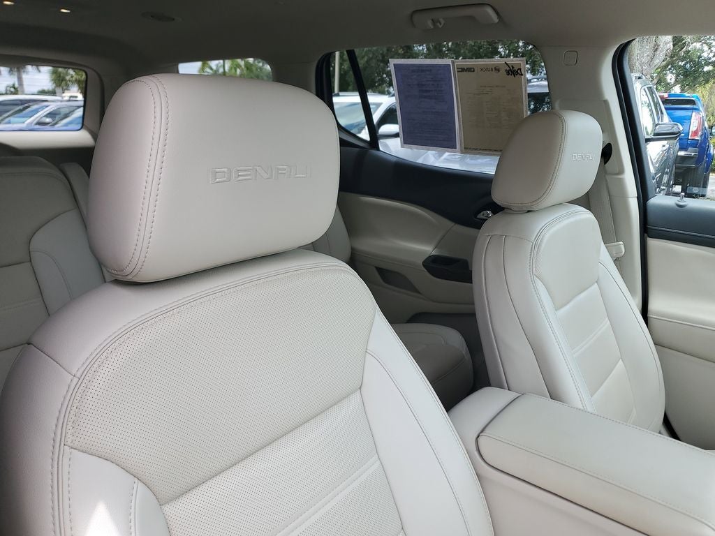2021 GMC Acadia Denali