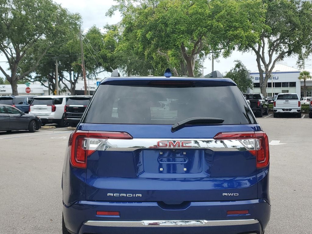 2023 GMC Acadia Denali