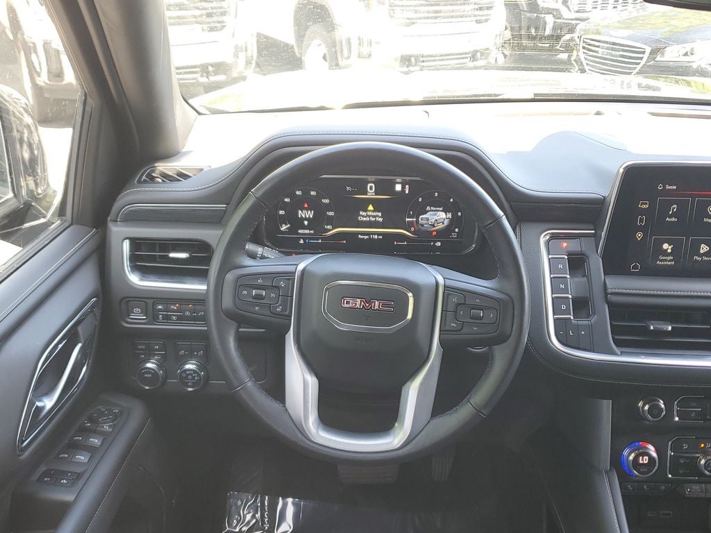 2022 GMC Yukon SLT