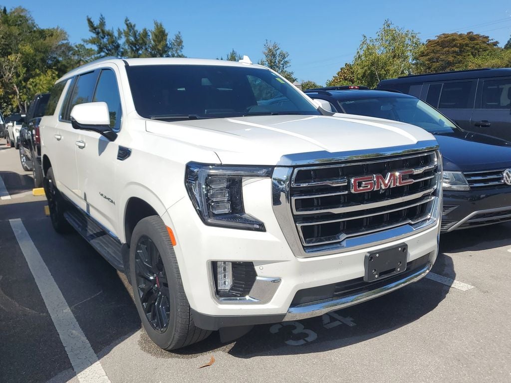 2023 GMC Yukon XL SLT