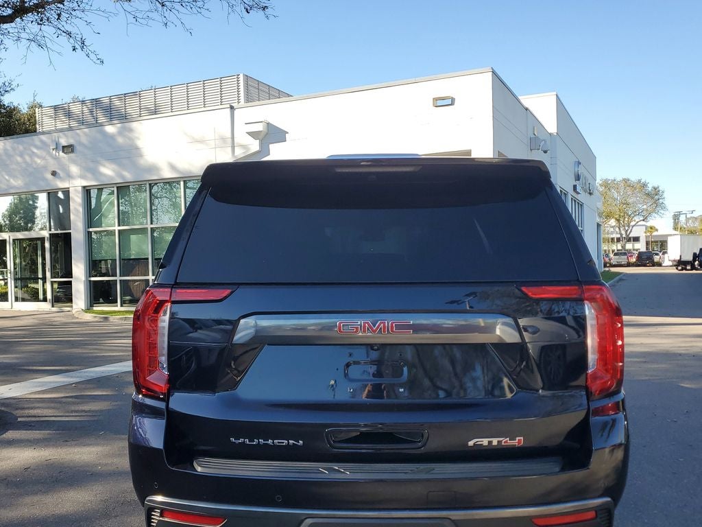 2023 GMC Yukon XL AT4