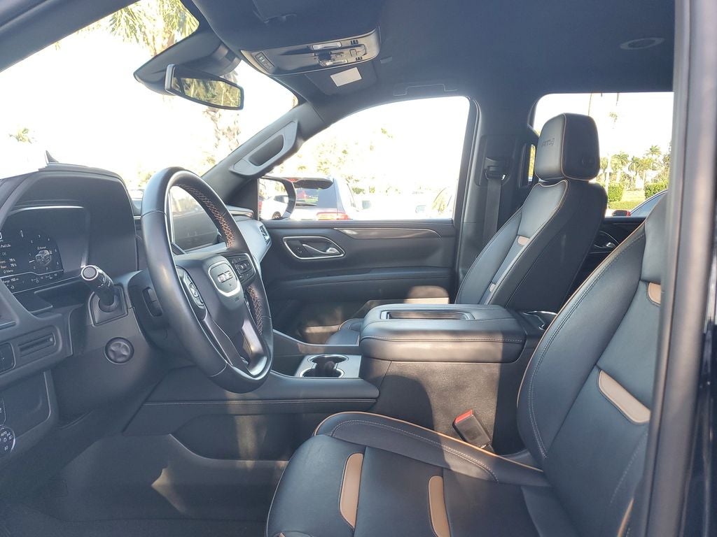 2023 GMC Yukon XL AT4