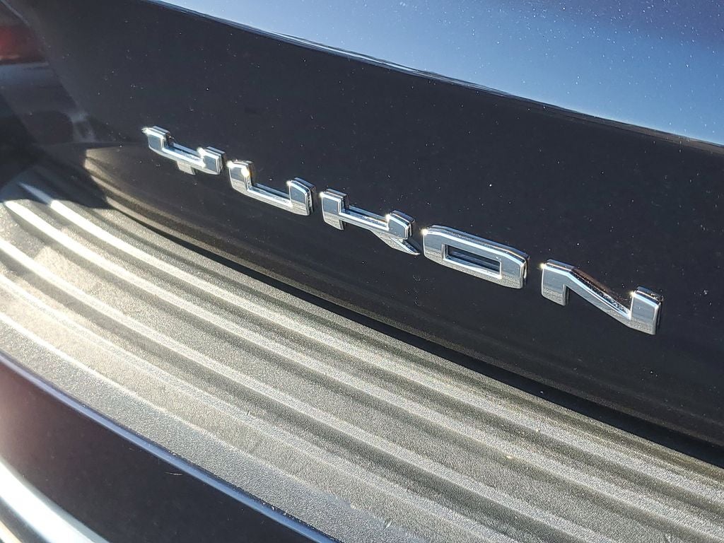 2023 GMC Yukon XL AT4