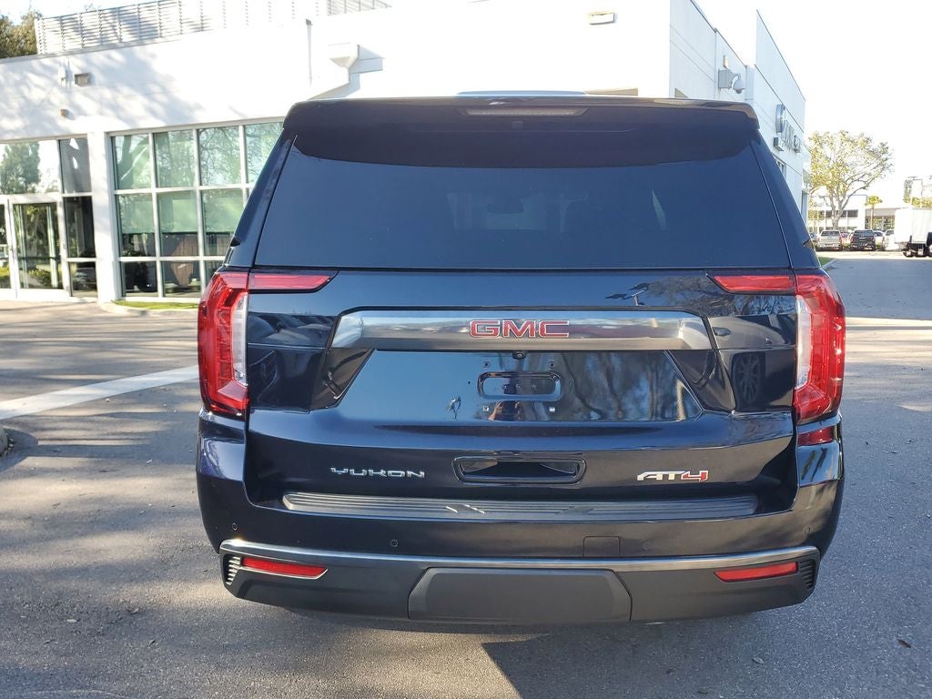 2023 GMC Yukon XL AT4