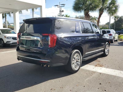 2022 GMC Yukon XL Denali