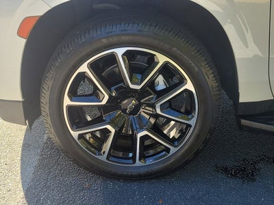 2022 Chevrolet Suburban RST