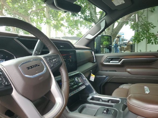 2024 GMC Sierra 2500 HD Denali