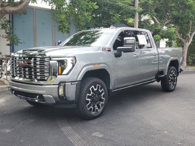 2024 GMC Sierra 2500 HD Denali
