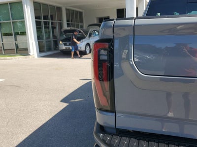 2025 GMC Sierra 2500 HD AT4