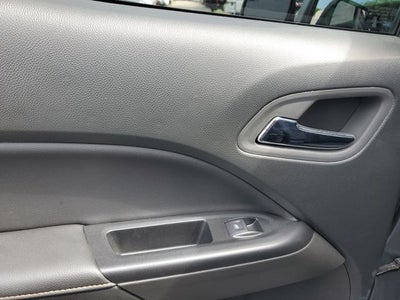 2022 GMC Canyon 4WD AT4 w/Leather