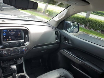 2022 GMC Canyon 4WD AT4 w/Leather