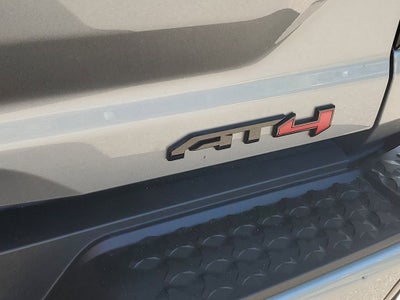 2025 GMC Canyon AT4