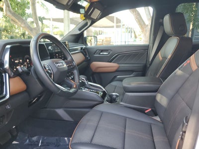 2024 GMC Canyon AT4