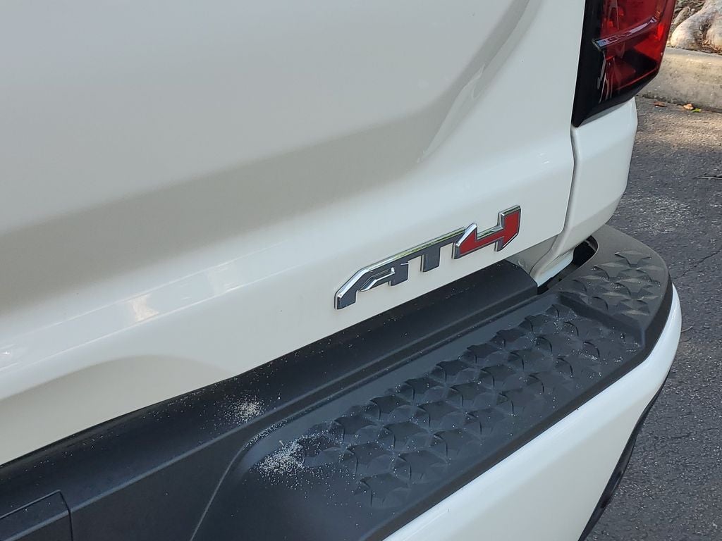 2024 GMC Canyon AT4