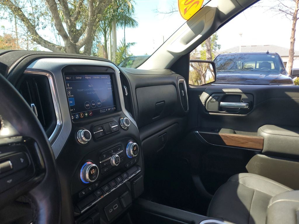 2021 GMC Sierra 1500 SLT