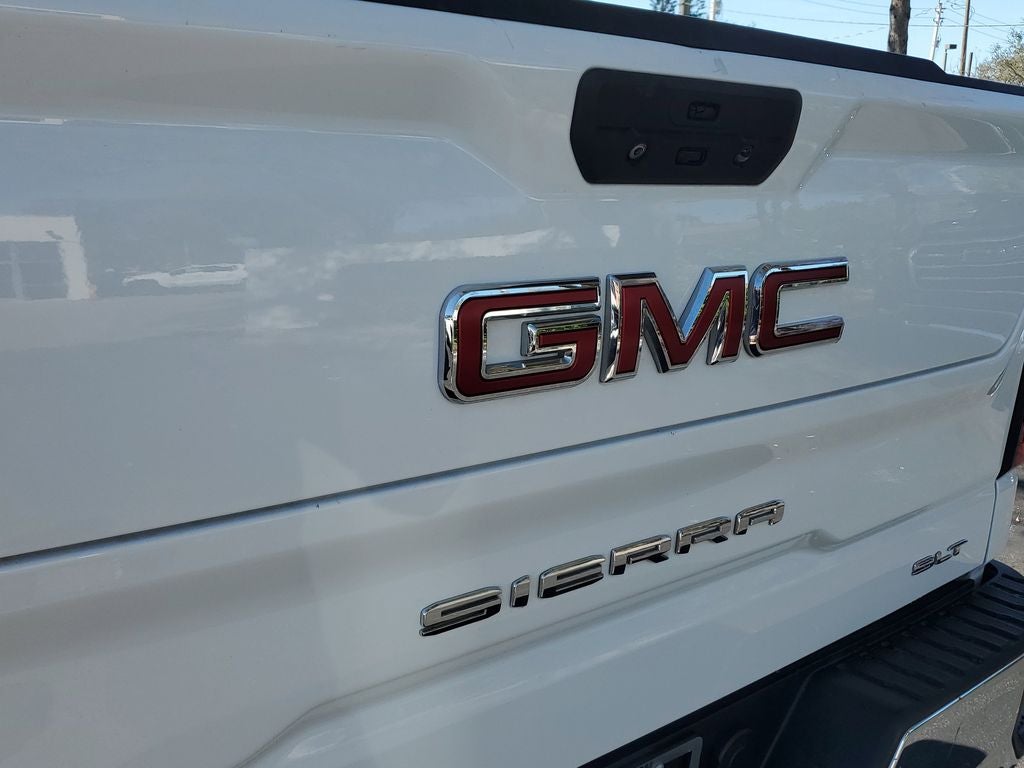 2021 GMC Sierra 1500 SLT