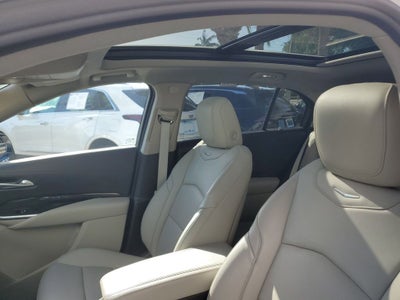 2023 Cadillac XT4 Premium Luxury