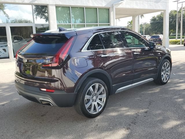 2020 Cadillac XT4 AWD Premium Luxury