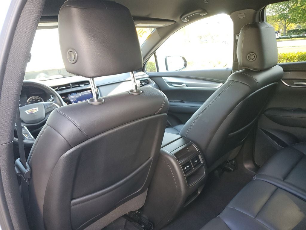2023 Cadillac XT5 Luxury